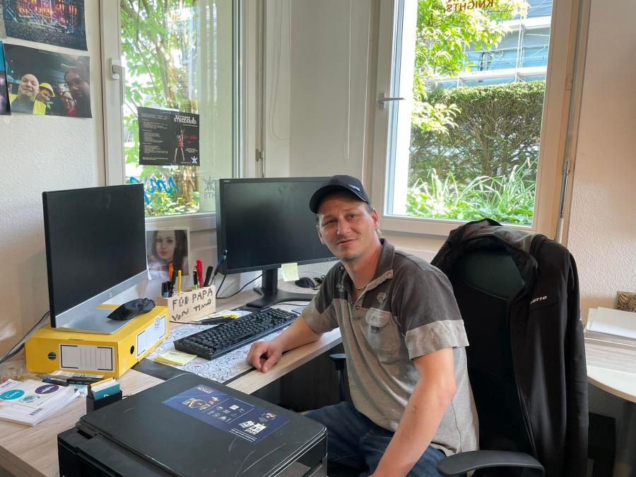Wesley Schneider Büro Basel